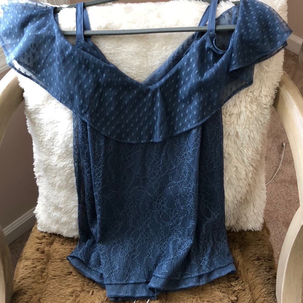 Beautiful blue cold shoulder/flutter sleeve tank